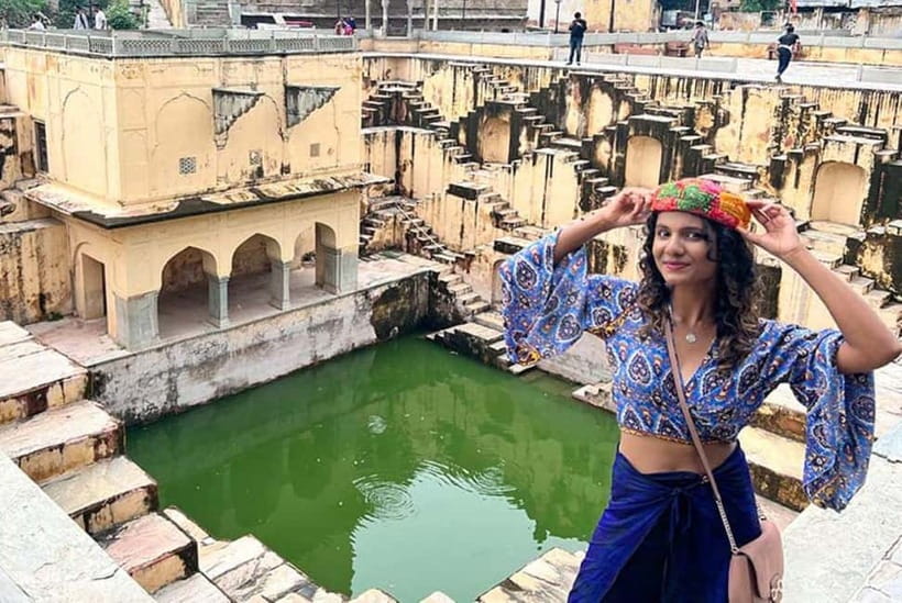 Jaipur: Full Day City sightseeing with Car, Guide & Lunch - Panna Meena ka Kund: the stepwell that makes water feel smart