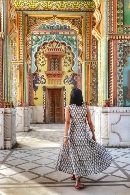 Jaipur: Full Day City sightseeing with Car, Guide & Lunch - Amber Fort: Hindu-Muslim architecture on the hill