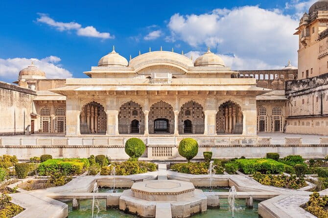 Jaipur Full Day Heritage of Pink City Tour By Tuk Tuk With Chai - Jal Mahal on Man Sagar Lake: Water Palace views from the shore