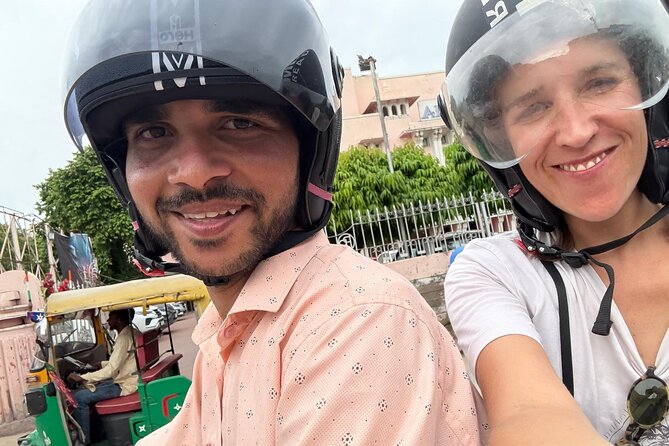 Jaipur Full-Day Motorbike Tour for Solo Female Travelers - Albert Hall Museum photo pass, sunset style