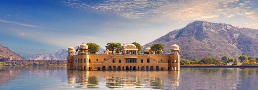 Jaipur: Full Day Sightseeing with Professional Photographer - The private team behind the scenes, and why it matters