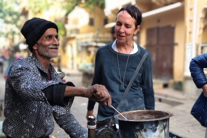 Jaipur Full Day Tour By Car And Guide With Hotel Pickup - Pink City Bazaars: Shopping Time Without the Guesswork