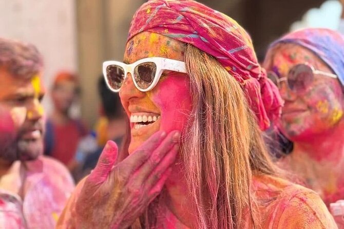 Jaipur Full Day Tour By Car And Guide With Hotel Pickup - Gaitore Ki Chhatriyan and Jal Mahal: Quick Stops That Add Variety