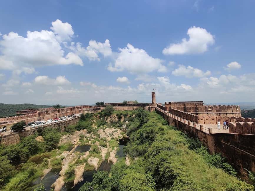 Jaipur: Full or Half-Day City Sightseeing Guided Tour - Jantar Mantar, the UNESCO observatory that feels different from a palace
