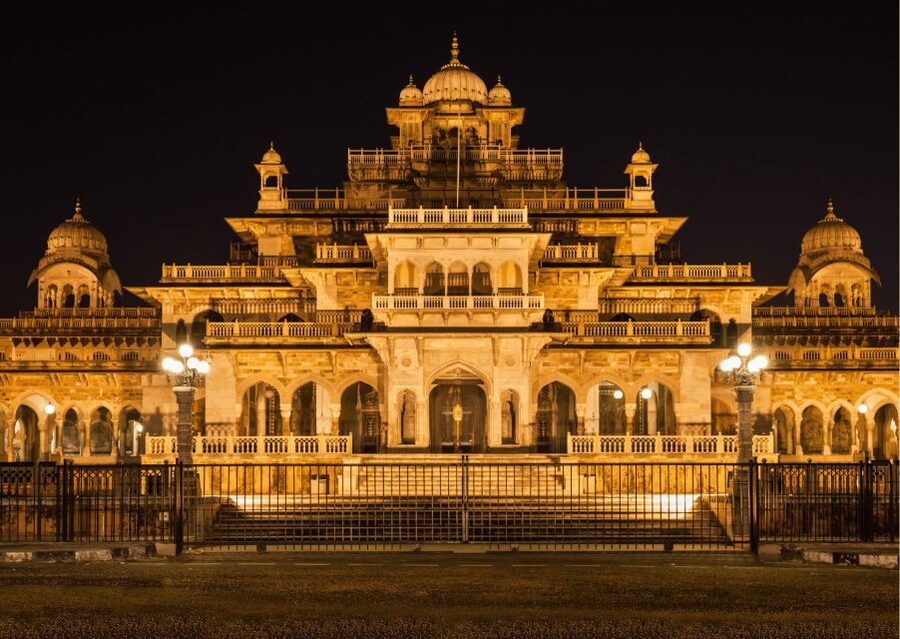 Jaipur: Guided Evening Walking Tour with a Local - Raj Mandir Cinema Finish, the Icon That Feels Like a Landmark
