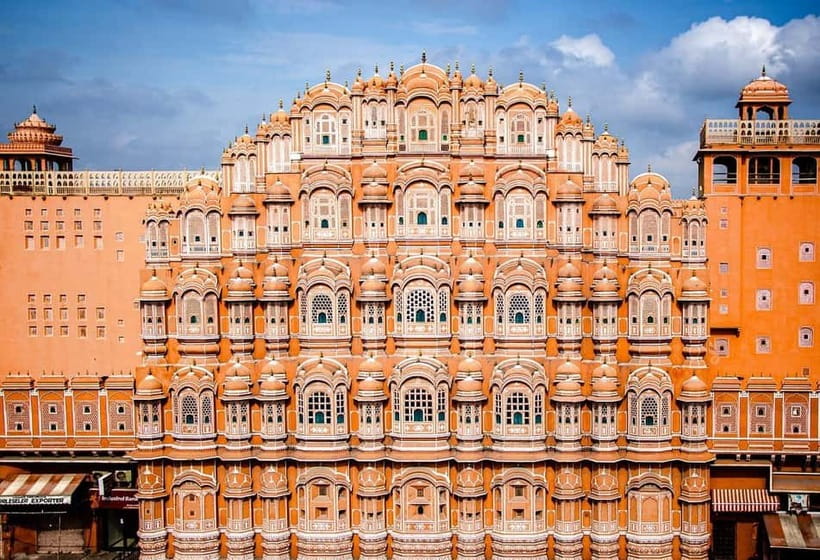 Jaipur: Guided History Walking Tour with Food Tasting - Tripolia Bazar: Markets, Alleys, and How the City Breathes