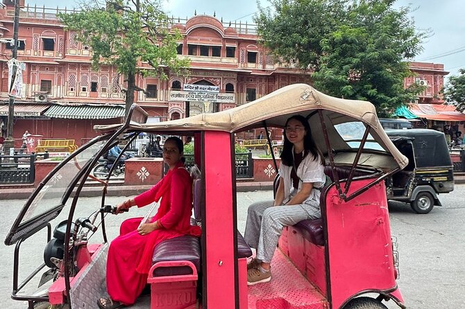 Jaipur Half-Day Heritage Tour by Women-Driven E-Rickshaw - Key things to know before you go