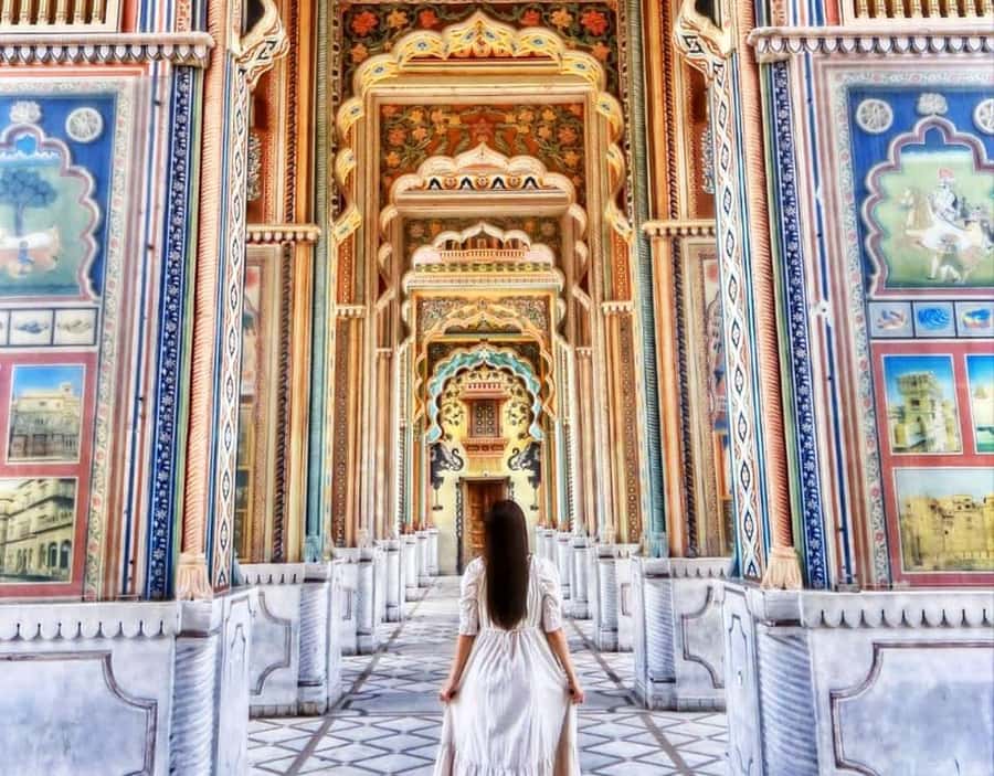 Jaipur: Half-Day or Full-Day Tour with Flower Market - Royal Gator Tumba, a quieter stop with a serious story