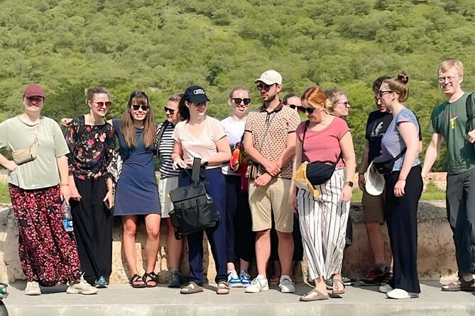 Jaipur Half Day Tour Experience for 5 Hours - Jal Mahal’s Water Palace stop is short, scenic, and well timed