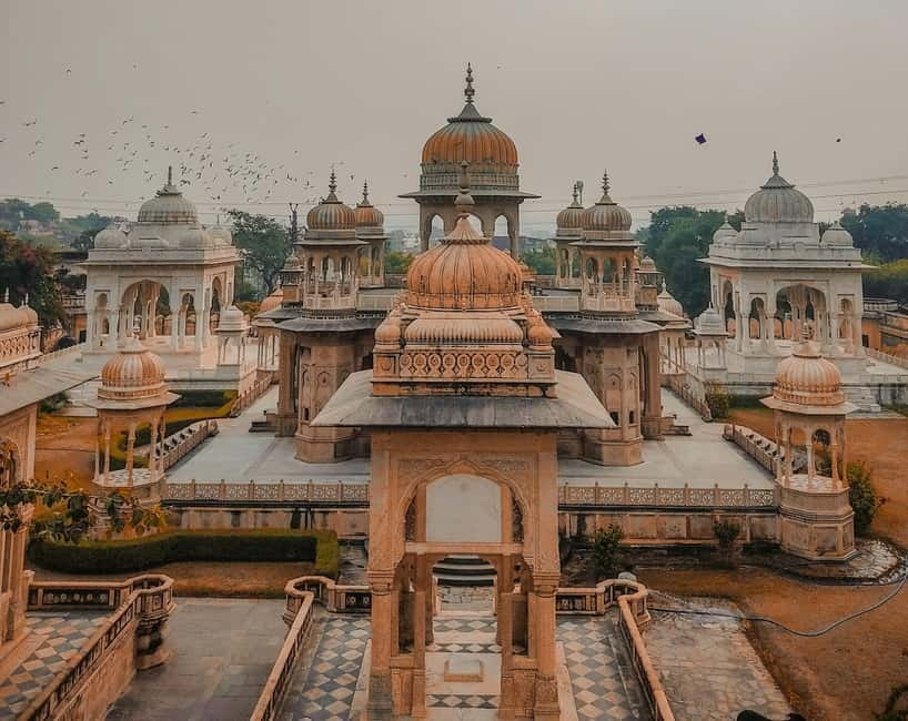 Jaipur: Half or Full-Day Sightseeing Tour with Flower Market - Panna Meena ka Kund: symmetry you can actually enjoy