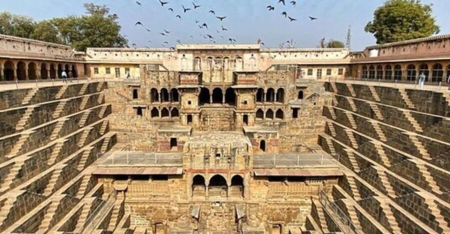 Jaipur: Haunted Bhangarh Fort and Abhaneri Stepwell Day Trip - Jaipur to Abhaneri: how to make the drive feel worth it
