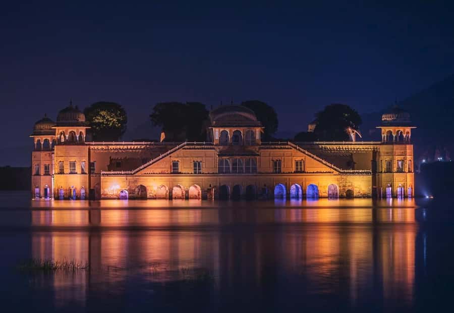 Jaipur: Heritage Evening Tour with Monkey Temple Sunset - Jal Mahal and Man Sagar Lake: A Palace That Reads Like a Photo