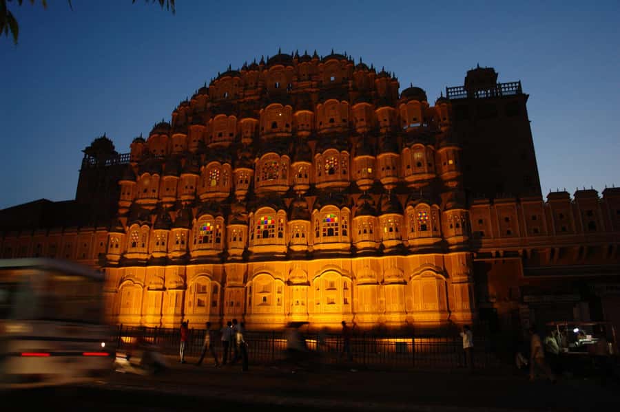 Jaipur: Heritage Evening Tour with Monkey Temple Sunset - Isarlat, Sargasuli, and Tripolia Gate for Quick Wins
