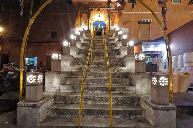 Jaipur Heritage Evening Walk - The Twilight Magic of Pink City - 4:00 PM meet-up and the Ajmeri Gate warm start
