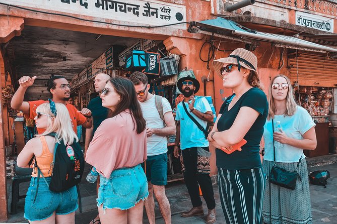 Jaipur Heritage Walking Tour - Stop 3: Tripolia Bazar, a royal entrance with a public story