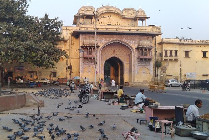 Jaipur Heritage Walking Tour - Local life, Havelis and Temples - Price and value for a 3-hour guided loop