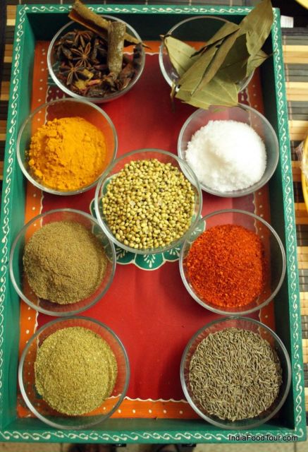 Jaipur Home Cooking Experience with Authentic Lunch/Dinner - Rajasthani Henna Art in Jaipur: Mehndi, Natural Henna, and Meaning