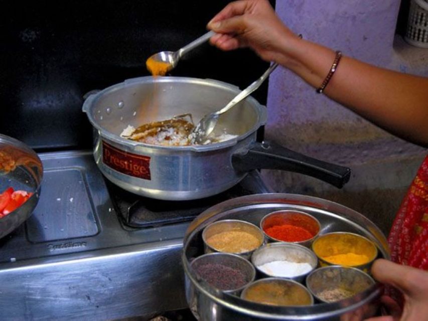 Jaipur Home Cooking Experience with Authentic Lunch/Dinner - Practical Tips That Make This Go Smoothly
