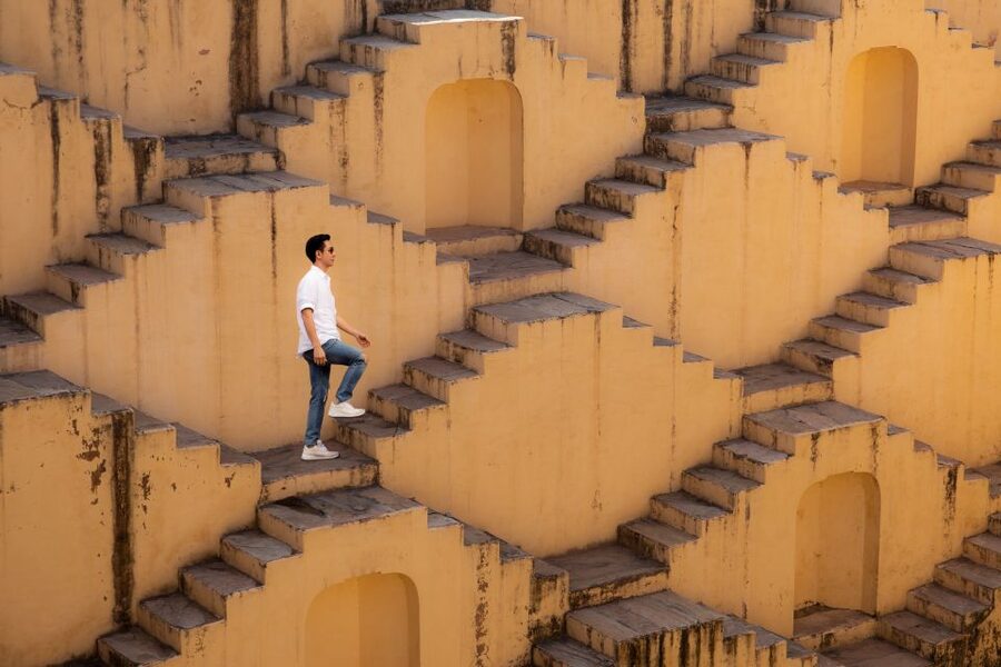 Jaipur: Instagram Tour of The Best Photography Spots - Jantar Mantar and the Hawa Mahal exterior, from giant instruments to the Palace of Winds