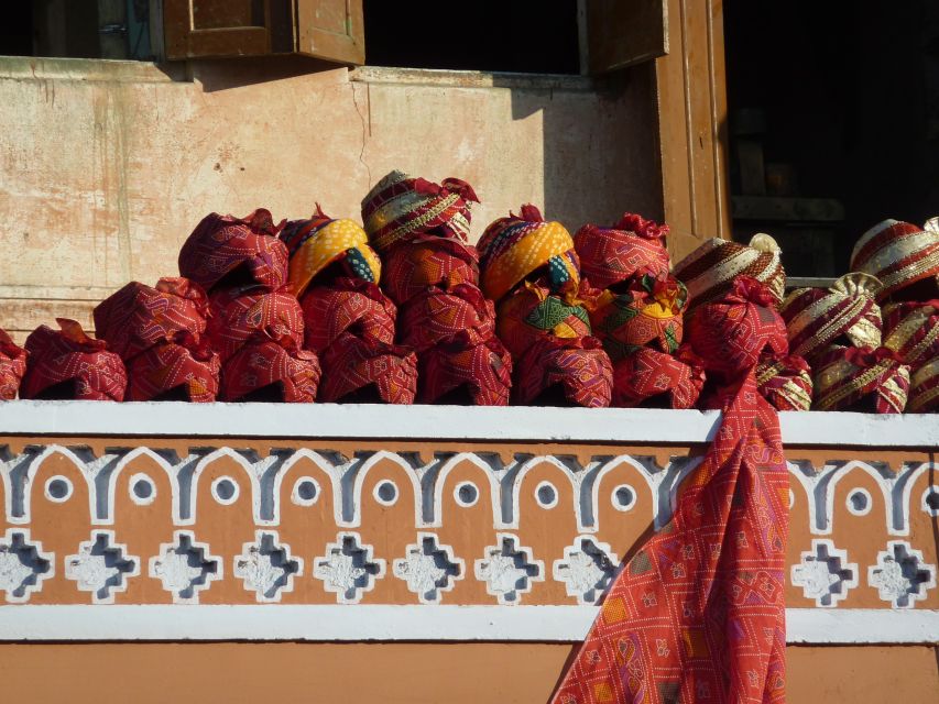 Jaipur: Instagram Tour of The Best Photography Spots - City Palace rooms and Chandra Mahal blue walls, optional but worth it if timing works
