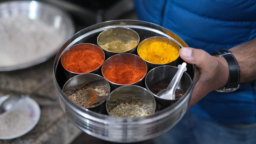 Jaipur: Interactive Cooking Class with a Local Family - Making chapatis (and possibly paratha-style dough work)