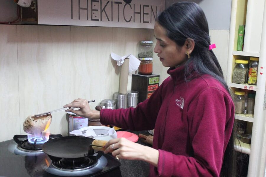 Jaipur: Interactive Cooking Class with a Local Family - Vegetable curry: learning the base, then building the flavor
