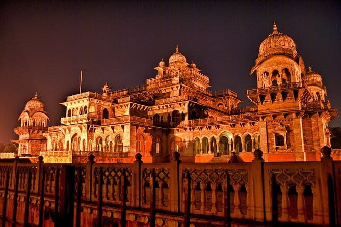 Jaipur Nahargarh Sunset and Night Lights Tour - Why Jaipur’s night lights work so well from Nahargarh