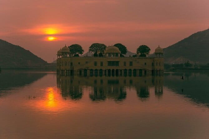Jaipur Nahargarh Sunset and Night Lights Tour - Stop 4: Nahargarh Fort sunset and night lights, about 2 hours