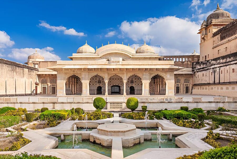 Jaipur: Personalized Full-Day City Tour by Car with Options - Jantar Mantar: where the guide earns their fee