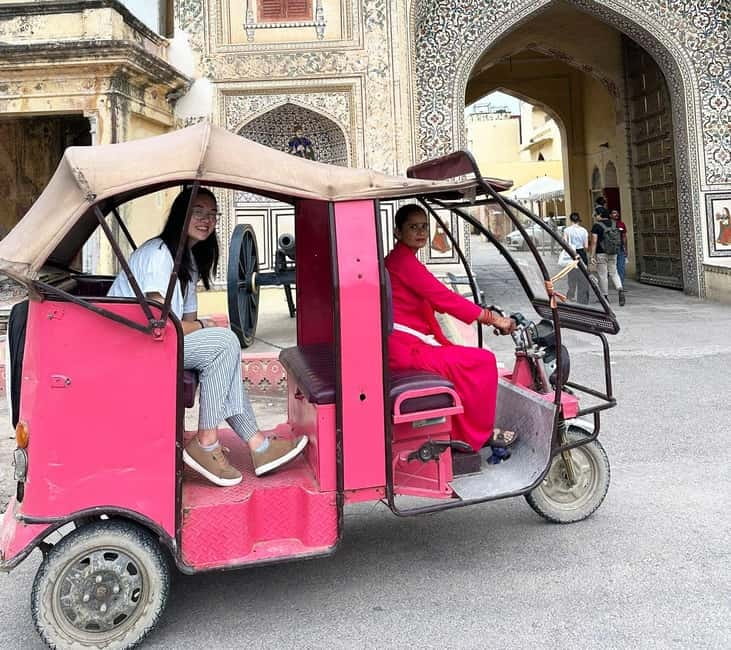 Jaipur Private City Tour with a Women-Driven E-Rickshaw Ride - Cost, group size, and what you still need to budget for