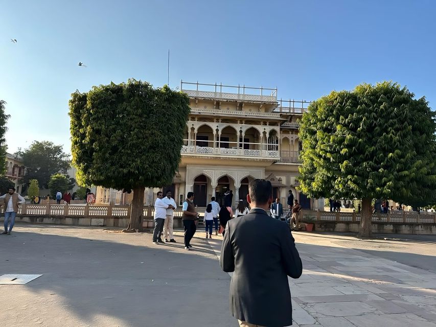 Jaipur Private City Tour with Hotel Pick-Up & Drop 4 - 8 Hrs - Patrika Gate wrap-up: photo time that feels like a finish line
