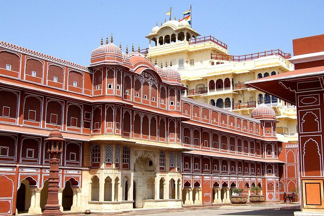 Jaipur: Private Day Trip by Tuk-Tuk & Guide with Pick-Up & Drop - Why a private tuk-tuk is the smart way to see Jaipur’s top sights