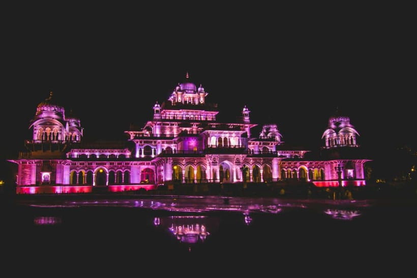 Jaipur: Private Evening Tour with Monkey Temple Sunset - How pickup, private transport, and the 5-hour clock really affect your day