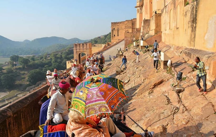 Jaipur: Private Full-Day City Tour By Tuk-Tuk with Pick-Up - Private tuk-tuk convenience, from 8:30 AM pickup to a full day loop