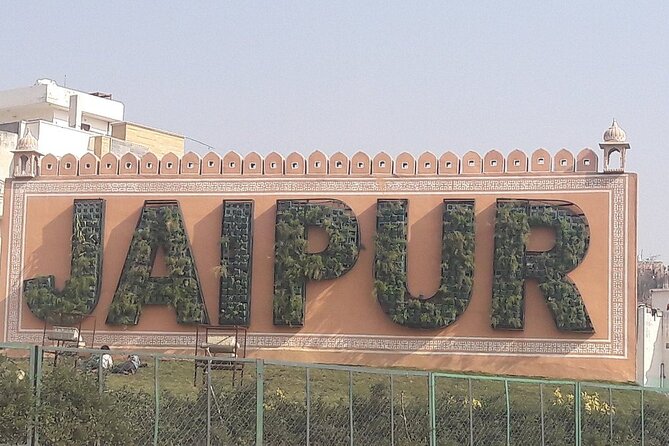 Jaipur Private Full-Day Sightseeing Tour By Car - Amer Town and the Rajput Fort views that set the tone