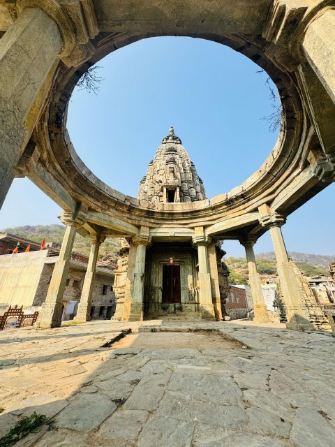 Jaipur: Private Full Day Sightseeing Tour By Car with Guide - Panna Meena ka Kund: A 30-Minute Stepwell Worth the Detour