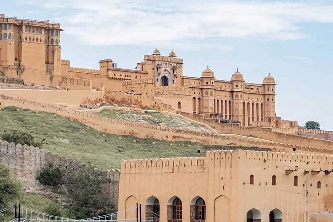 Jaipur Private Full Day Sightseeing Tour with Guide by Car - Panna Meena ka Kund: A Fast, Free Architecture Stop