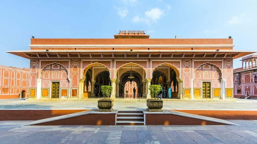 Jaipur: Private Half-Day Instagram Tour with Guide - Should You Book This Jaipur Instagram Photo Tour?