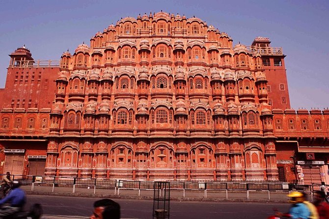 Jaipur: Private Jaipur Full Day City Sightseeing Tour by Car - Buffet lunch timing, and what you should bring to feel comfortable