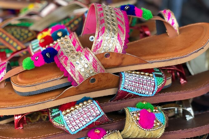 Jaipur Private Shopping Tour with Pickup - Akee International Pashmina and Wool Shawls for Wholesale-Style Shopping