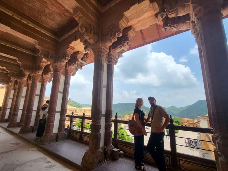 Jaipur: Private Sightseeing Day Tour with Guide by Car - Royal Gaitor Tumbas: the calm contrast before the major UNESCO stop
