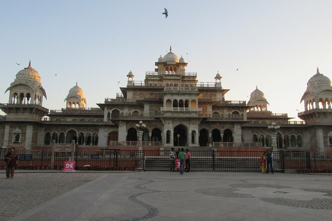 Jaipur Private Sightseeing Full Day Tour By Car and TukTuk - Should you book this tour or DIY Jaipur?