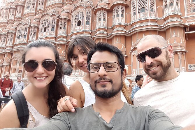 Jaipur Private Tour with Pickup - Jantar Mantar, UNESCO and the joy of a focused 1 hour