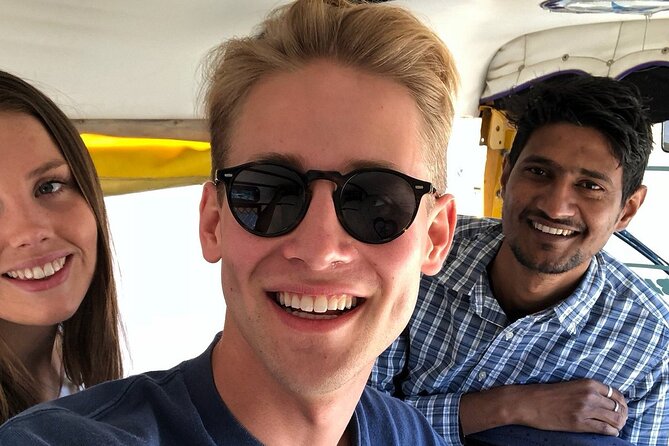Jaipur Private Tuk Tuk Tour – Full-Day jaipur City Sightseeing - First stop: City Palace of Jaipur (2 hours, tickets not included)