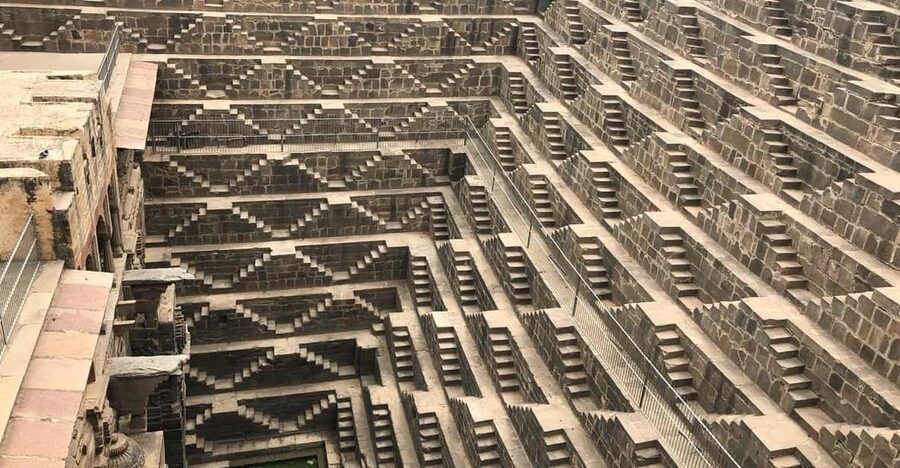 Jaipur: Same-Day Bhangarh Fort & Chand Baori Stepwell Tour - Bhangarh Fort, temples, palace ruins, and the legend factor