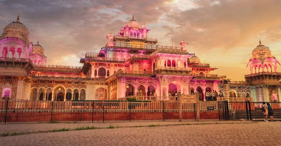 Jaipur Sightseeing by Tuk-Tuk: Temples, Palaces & Markets - Key points at a glance