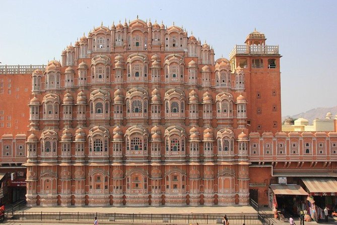 Jaipur Sightseeing Tour with Private Car and Driver - Amer: fort views, Jaigarh Fort connection, and a town worth slowing down