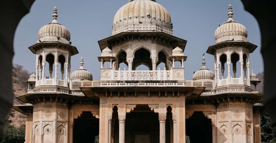 Jaipur: Temple Tour - Tarkeshwar Mahadev Temple (20 minutes): your first taste of devotion