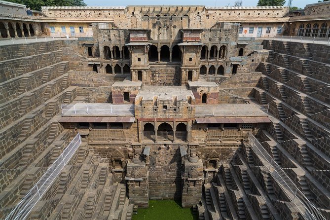Jaipur to Chandbaori Stepwell & Haunted Bhangarh Private Trip - Getting Out of Jaipur, by Private Car (and why that’s a big deal)