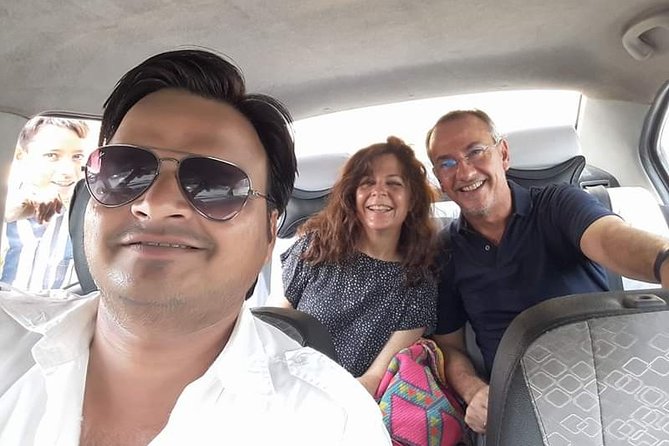 Jaipur to New Delhi Airport/Hotel – One-Way Cab Private Transfers - Pickup in Jaipur, Drop in Delhi: Airport vs Hotel Choice